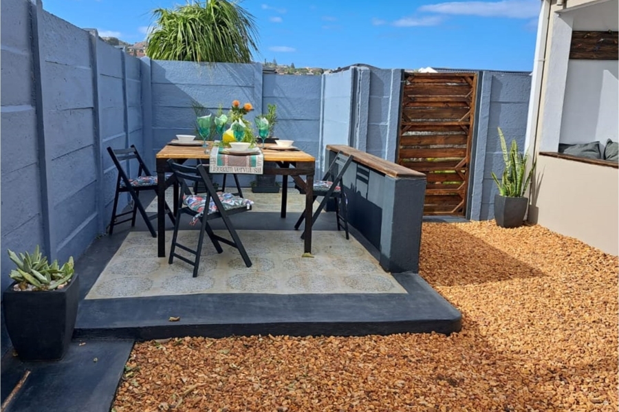 To Let 2 Bedroom Property for Rent in Dana Bay Western Cape